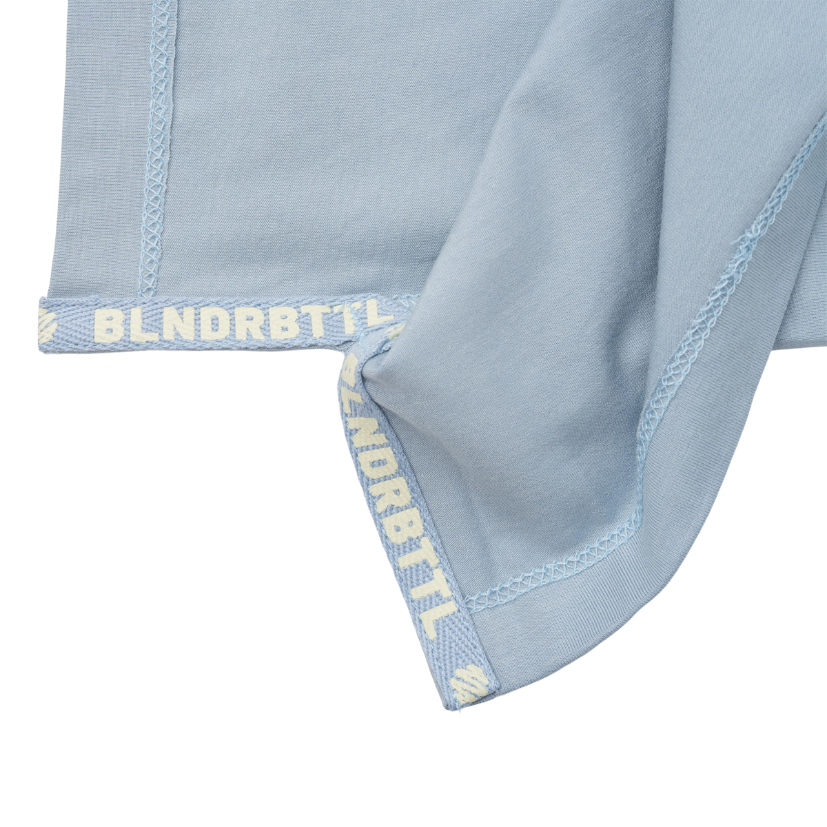 blenderbottle-essential-t-shirt-g4 BB-BlueShirtHem-3.png